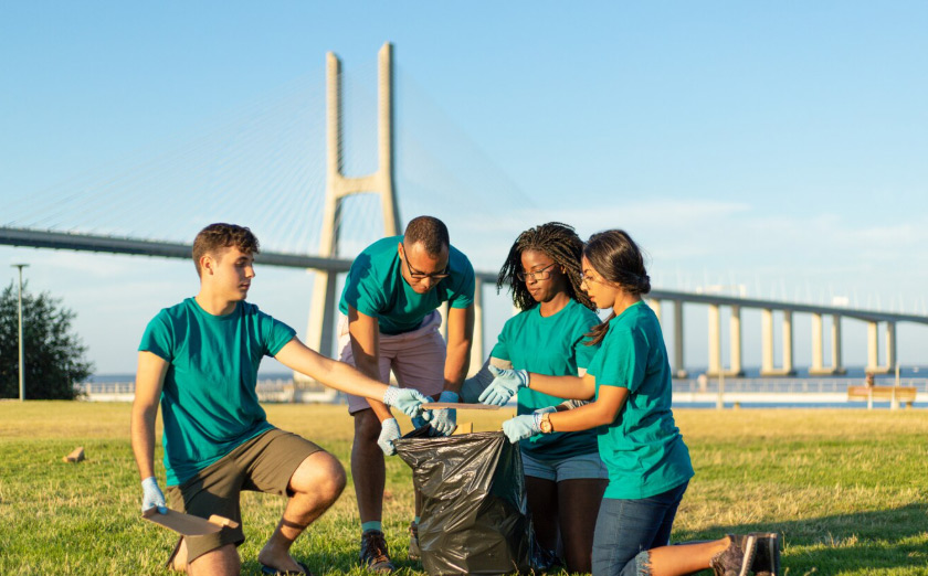 Charitable responsibility | Giving back and co-construction